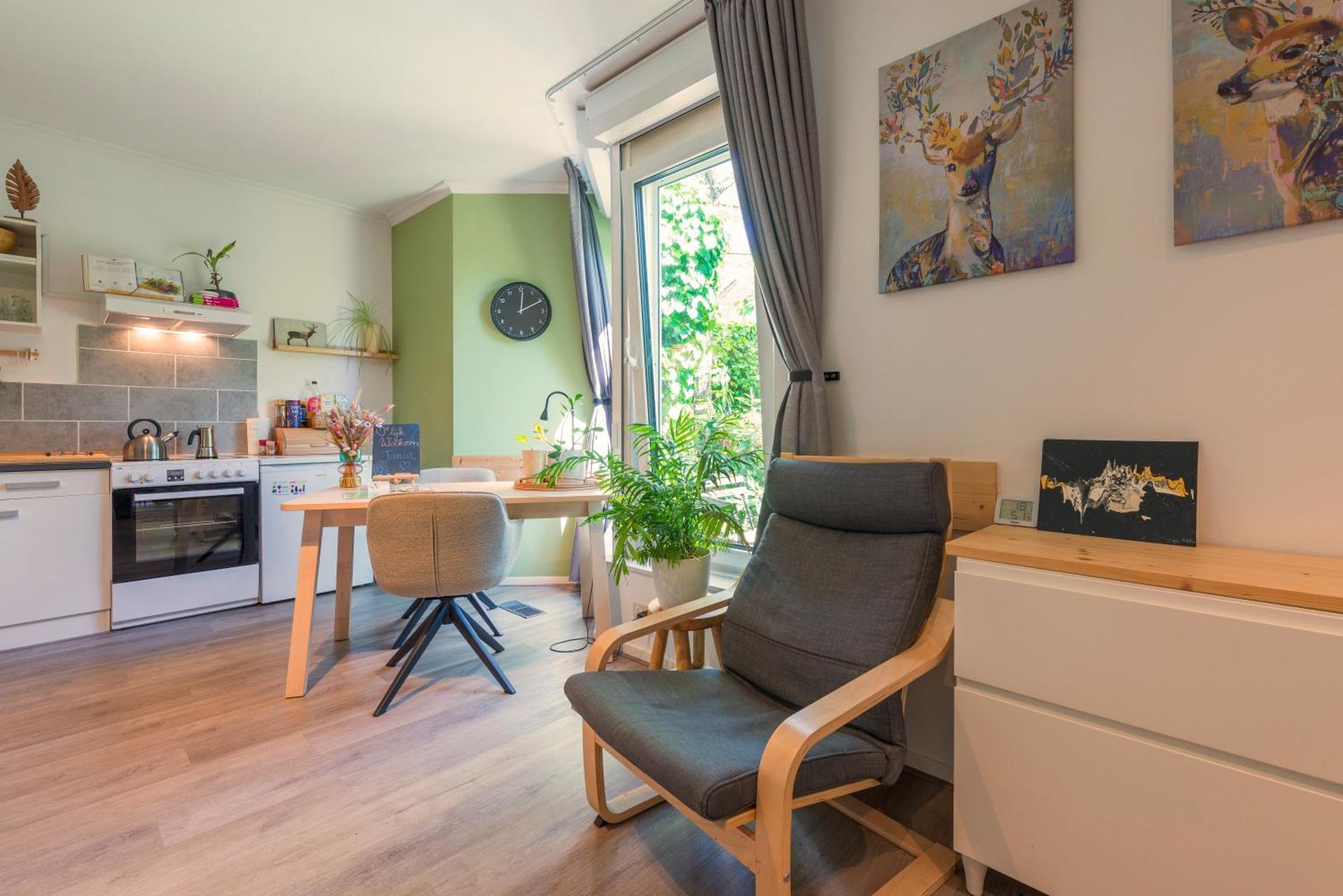 Cozy House - Leenfietsen, Eigen Keuken En Badkamer Nijmegen Kültér fotó