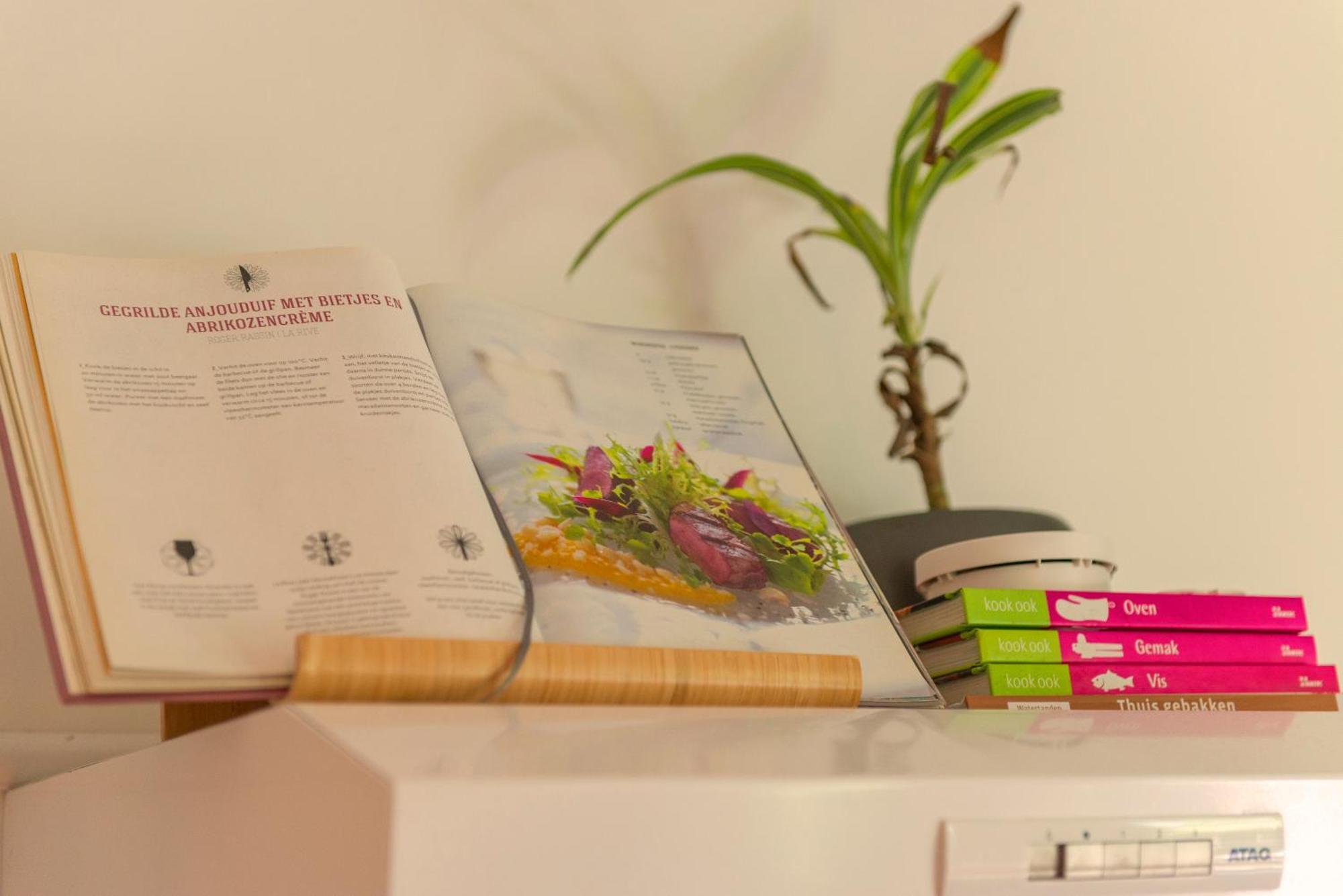 Cozy House - Leenfietsen, Eigen Keuken En Badkamer Nijmegen Kültér fotó