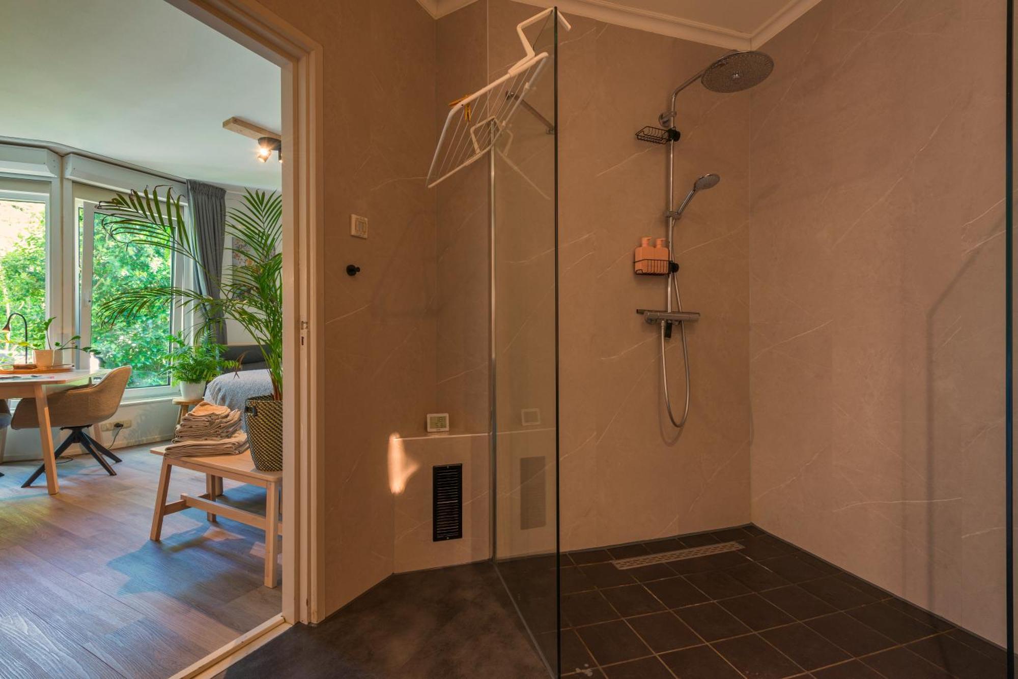 Cozy House - Leenfietsen, Eigen Keuken En Badkamer Nijmegen Kültér fotó